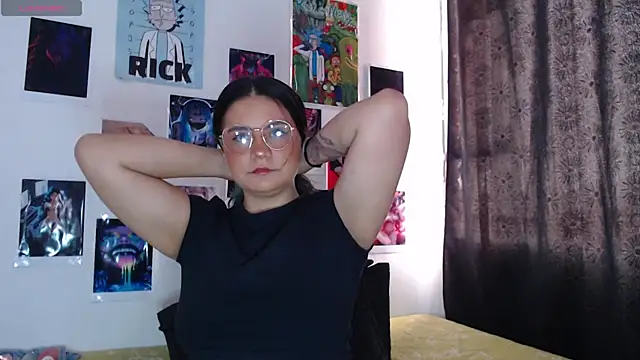 gigiqueen 18 online show from 07/04/26, 04:24