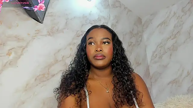 Snapshot of Kaseydelvey chatting on 12/04/24, 09:57 Kaseydelvey online show from 12/04/24, 09:57