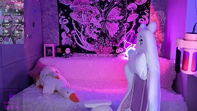 ClaireFaers  online show from 11/16/25, 06:13