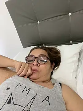 AntonellaAlondra4 online show from 01/15/25, 12:36