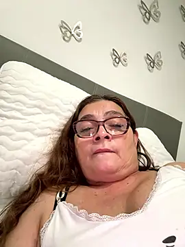 AntonellaAlondra4 online show from 01/12/26, 05:23