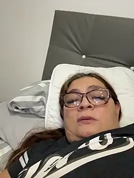 AntonellaAlondra4 online show from 03/25/26, 03:01