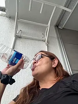 AntonellaAlondra4 online show from 04/01/26, 10:40