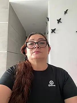 AntonellaAlondra4 online show from 06/05/26, 03:07