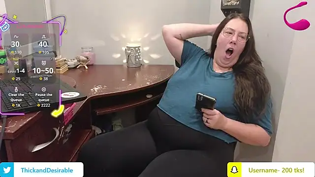 ThickGirlsDoItBetter online show from 10/23/25, 05:12