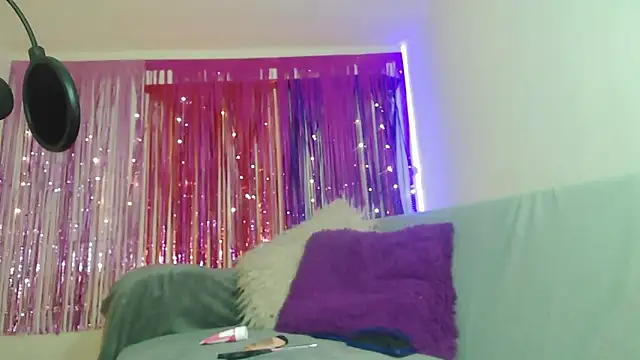 princesskitty111 online show from 02/03/25, 07:10