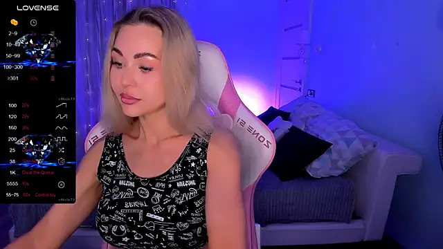 AdeleRoberts online show from 02/24/26, 01:58