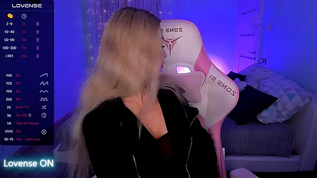 AdeleRoberts online show from 02/25/26, 01:59