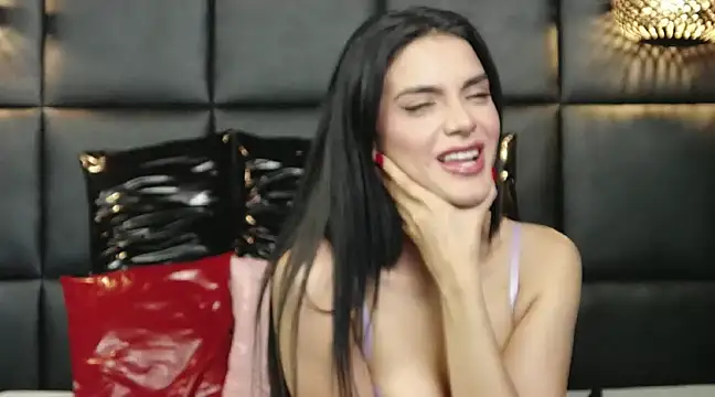 Snapshot of BlairBadgley chatting on 02/05/25, 04:48 BlairBadgley online show from 02/05/25, 04:48