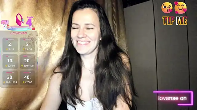 Snapshot of Found_Me chatting on 11/02/25, 10:56 Found Me online show from 11/02/25, 10:56