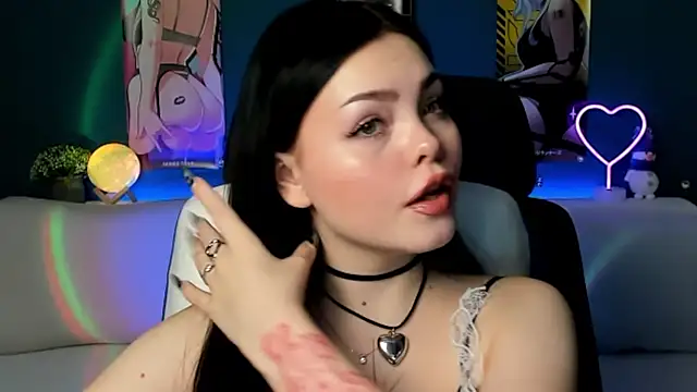 AkiraKatsu online show from 12/17/24, 07:15