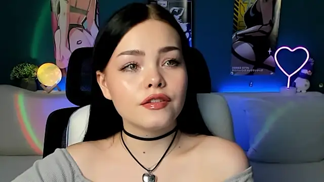 Snapshot of AkiraKatsu chatting on 12/26/24, 07:38 AkiraKatsu online show from 12/26/24, 07:38