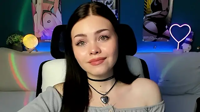 Snapshot of AkiraKatsu chatting on 12/26/24, 10:41 AkiraKatsu online show from 12/26/24, 10:41