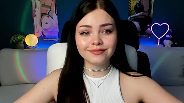 Snapshot of AkiraKatsu chatting on 01/04/25, 10:45 AkiraKatsu online show from 01/04/25, 10:45