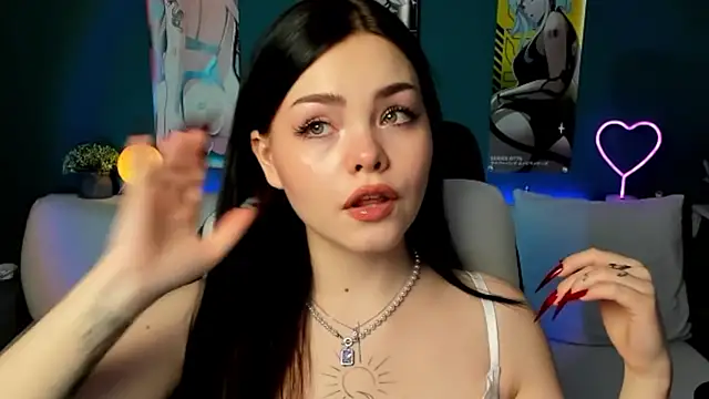 Snapshot of AkiraKatsu chatting on 01/12/25, 04:40 AkiraKatsu online show from 01/12/25, 04:40