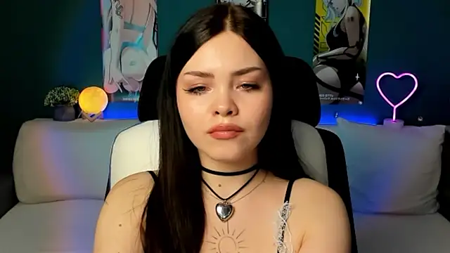 Snapshot of AkiraKatsu chatting on 01/19/25, 07:15 AkiraKatsu online show from 01/19/25, 07:15