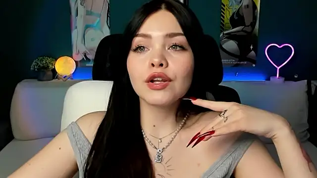 Snapshot of AkiraKatsu chatting on 01/20/25, 05:16 AkiraKatsu online show from 01/20/25, 05:16