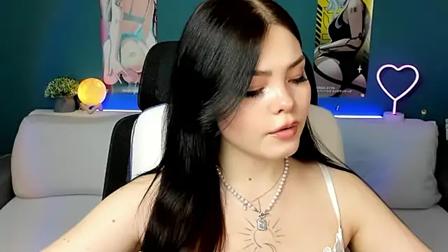 Snapshot of AkiraKatsu chatting on 01/31/25, 08:33 AkiraKatsu online show from 01/31/25, 08:33