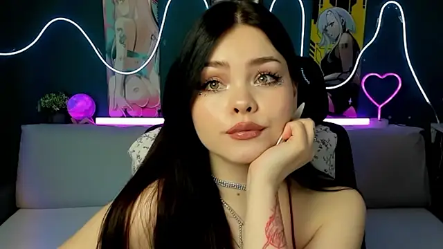 Snapshot of AkiraKatsu chatting on 02/14/25, 05:36 AkiraKatsu online show from 02/14/25, 05:36