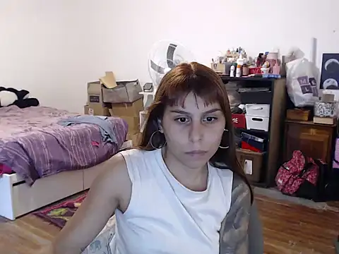 bunnylolaa4 online show from 02/11/25, 06:44