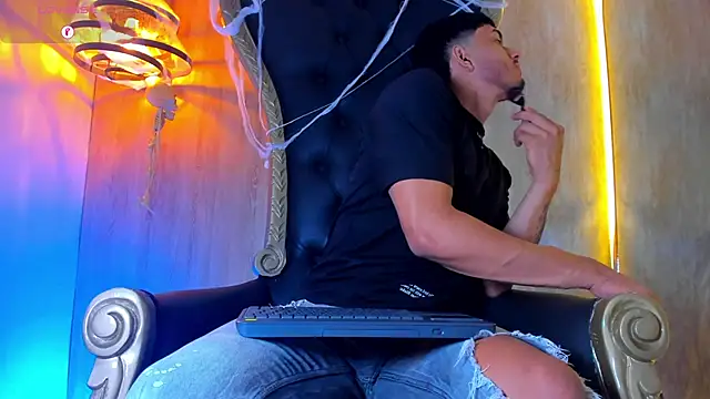 thaddeus king online show from 10/24/25, 10:50