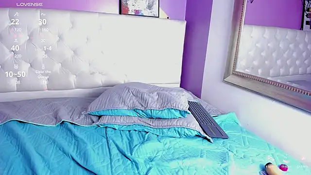 Snapshot of Yayittha chatting on 12/01/24, 04:29 Yayittha online show from 12/01/24, 04:29