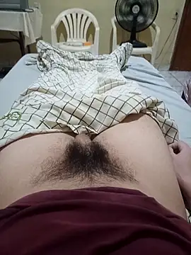 Snapshot of pedronovinho123 chatting on 11/26/25, 06:20 pedronovinho123 online show from 11/26/25, 06:20