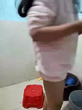 Snapshot of Kashish_SC chatting on 12/08/24, 10:52 Kashish SC online show from 12/08/24, 10:52