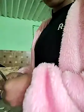 Snapshot of Kashish_SC chatting on 12/13/24, 12:06 Kashish SC online show from 12/13/24, 12:06