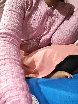 Snapshot of Kashish_SC chatting on 01/15/25, 04:43 Kashish SC online show from 01/15/25, 04:43