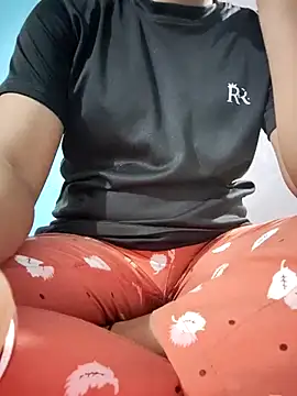 Snapshot of Kashish_SC chatting on 03/11/25, 04:18 Kashish SC online show from 03/11/25, 04:18