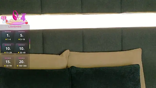 nicolle pierce online show from 11/06/25, 02:40