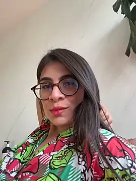 Snapshot of MariaIsabella8 chatting on 03/05/25, 03:51 MariaIsabella8 online show from 03/05/25, 03:51