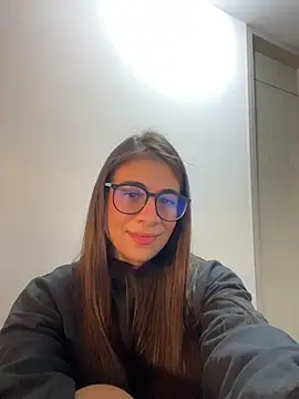 Snapshot of MariaIsabella8 chatting on 06/03/26, 11:21 MariaIsabella8 online show from 06/03/26, 11:21