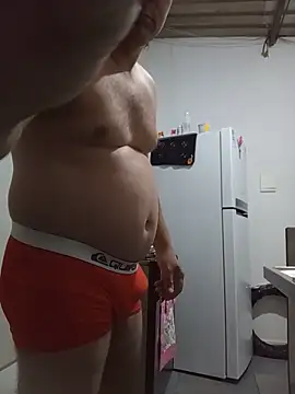 LOIROGOSTOSO87 online show from 06/04/26, 10:27