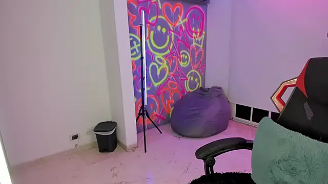 GEANNAROSE online show from 03/09/25, 02:07