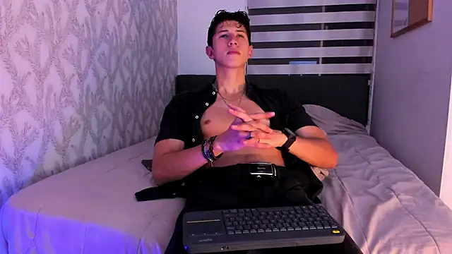 Dorianmistery2322  online show from 02/25/25, 04:24