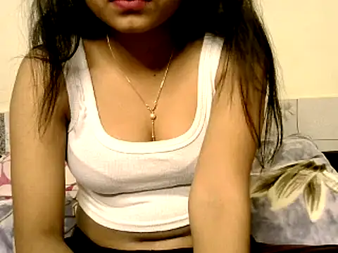 Snapshot of Sanjana_Gupta chatting on 01/23/25, 11:04 Sanjana Gupta online show from 01/23/25, 11:04