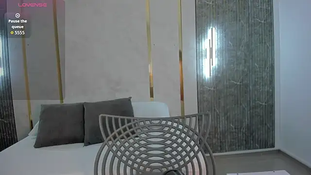 gipsela gomez online show from 12/01/25, 07:19