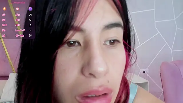 Snapshot of Nina_Harper chatting on 12/12/24, 03:16 Nina Harper online show from 12/12/24, 03:16