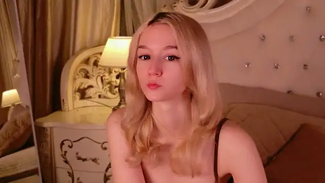 NaomiLoys online show from 02/06/26, 11:24