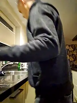 Hectorthyssen1 online show from 02/07/25, 05:31