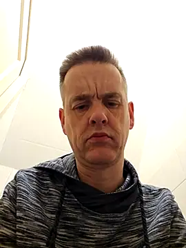 Hectorthyssen1 online show from 03/17/25, 06:11