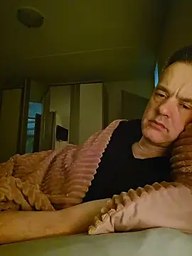 Hectorthyssen1 online show from 04/05/26, 06:43