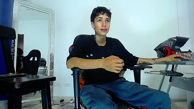 Zacktk7 online show from 01/08/25, 09:23