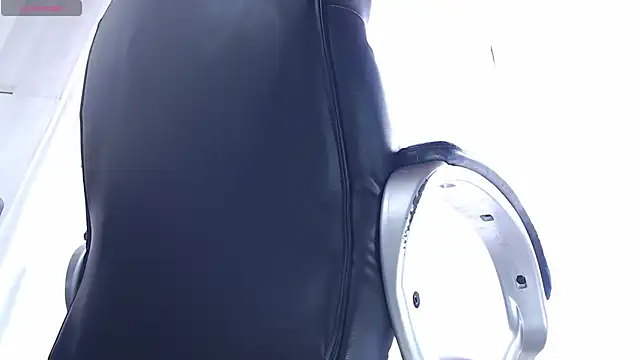 Snapshot of Bedobigcock chatting on 03/05/25, 05:50 Bedobigcock online show from 03/05/25, 05:50