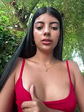 Snapshot of Baby_Niels chatting on 01/20/25, 07:14 Baby Niels online show from 01/20/25, 07:14