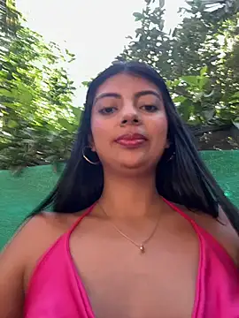 Snapshot of Baby_Niels chatting on 01/22/25, 04:12 Baby Niels online show from 01/22/25, 04:12