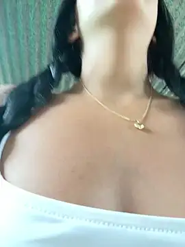 Snapshot of Baby_Niels chatting on 03/04/25, 07:01 Baby Niels online show from 03/04/25, 07:01