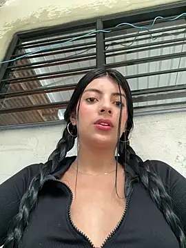 Snapshot of Baby_Niels chatting on 03/21/25, 07:46 Baby Niels online show from 03/21/25, 07:46